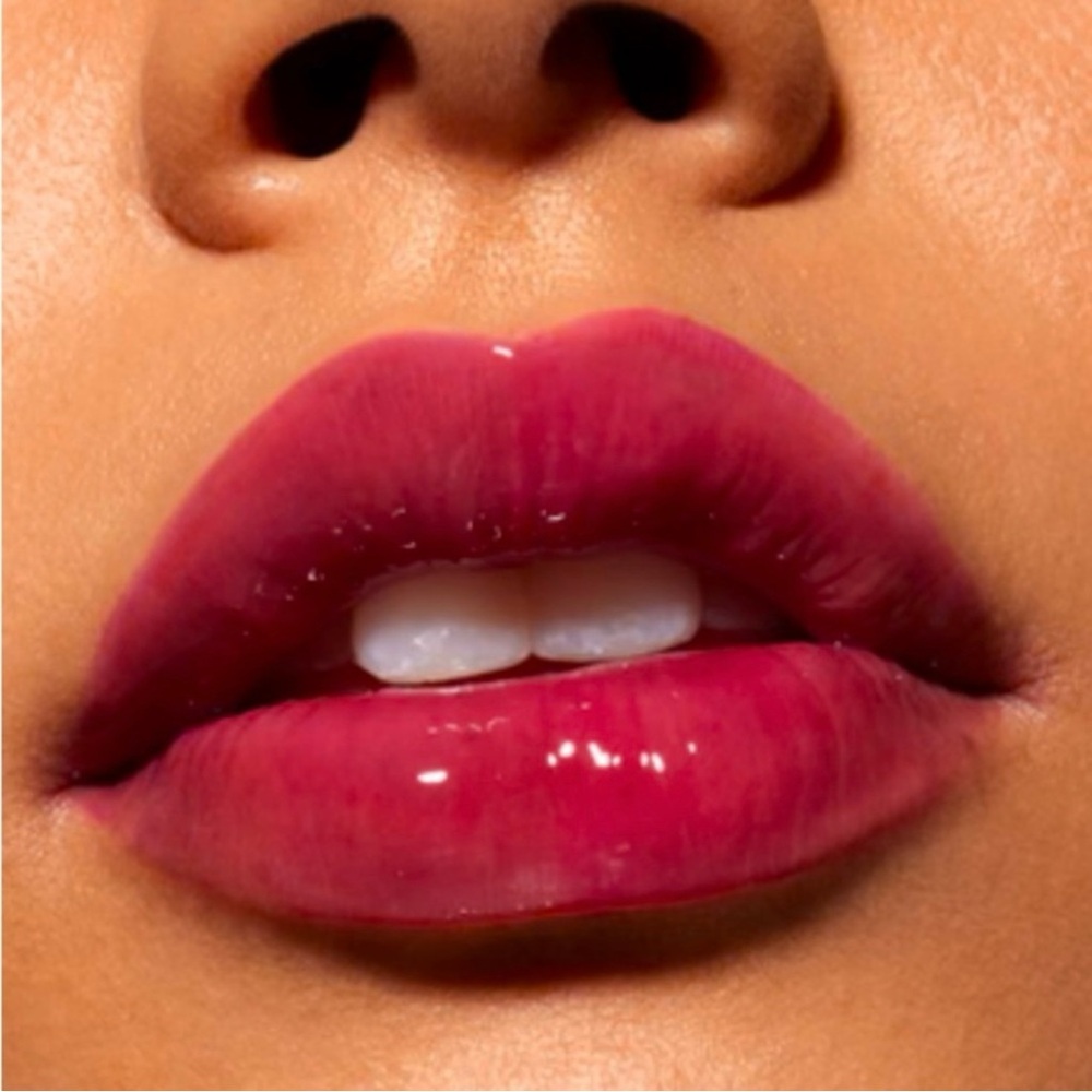 Kylie Cosmetics Transformative Lip Tint Black Cherry Sep sale